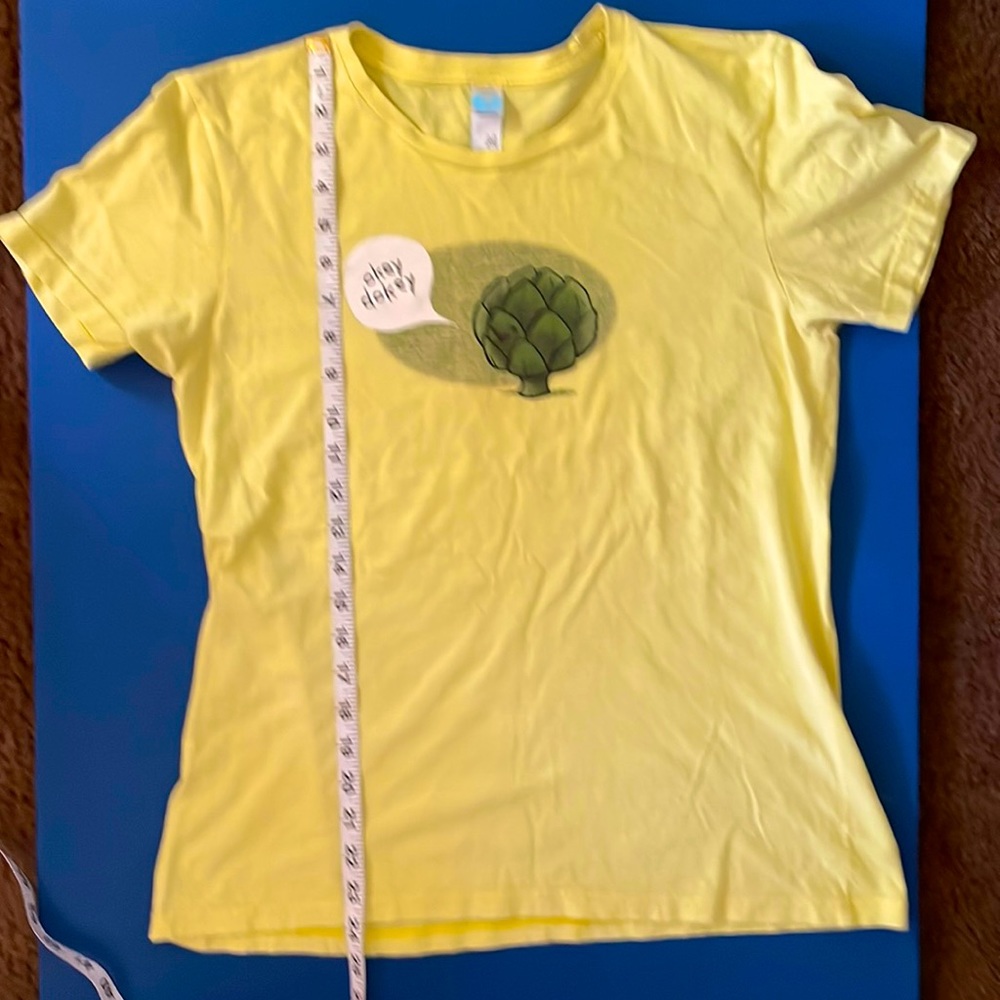 Shirt Woot, Women’s M, 100% cotton, only have put in a cool dryer.